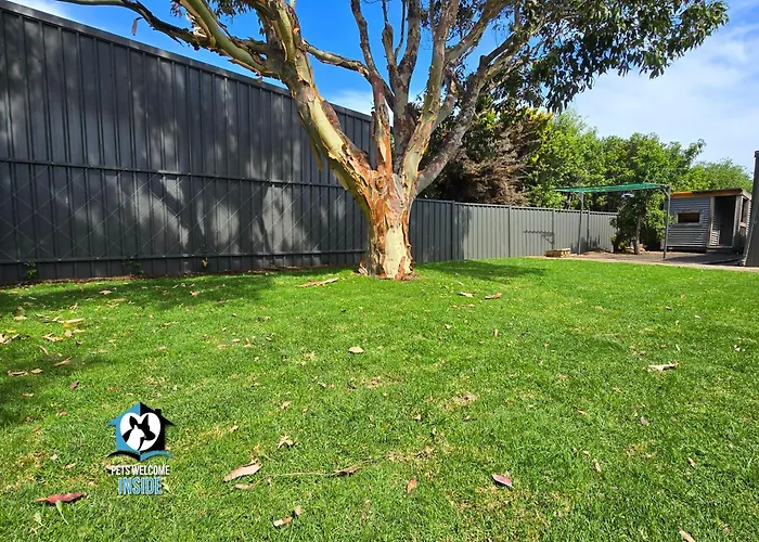 Hampton\'S Style Holiday Retreat - Close To The Beach!