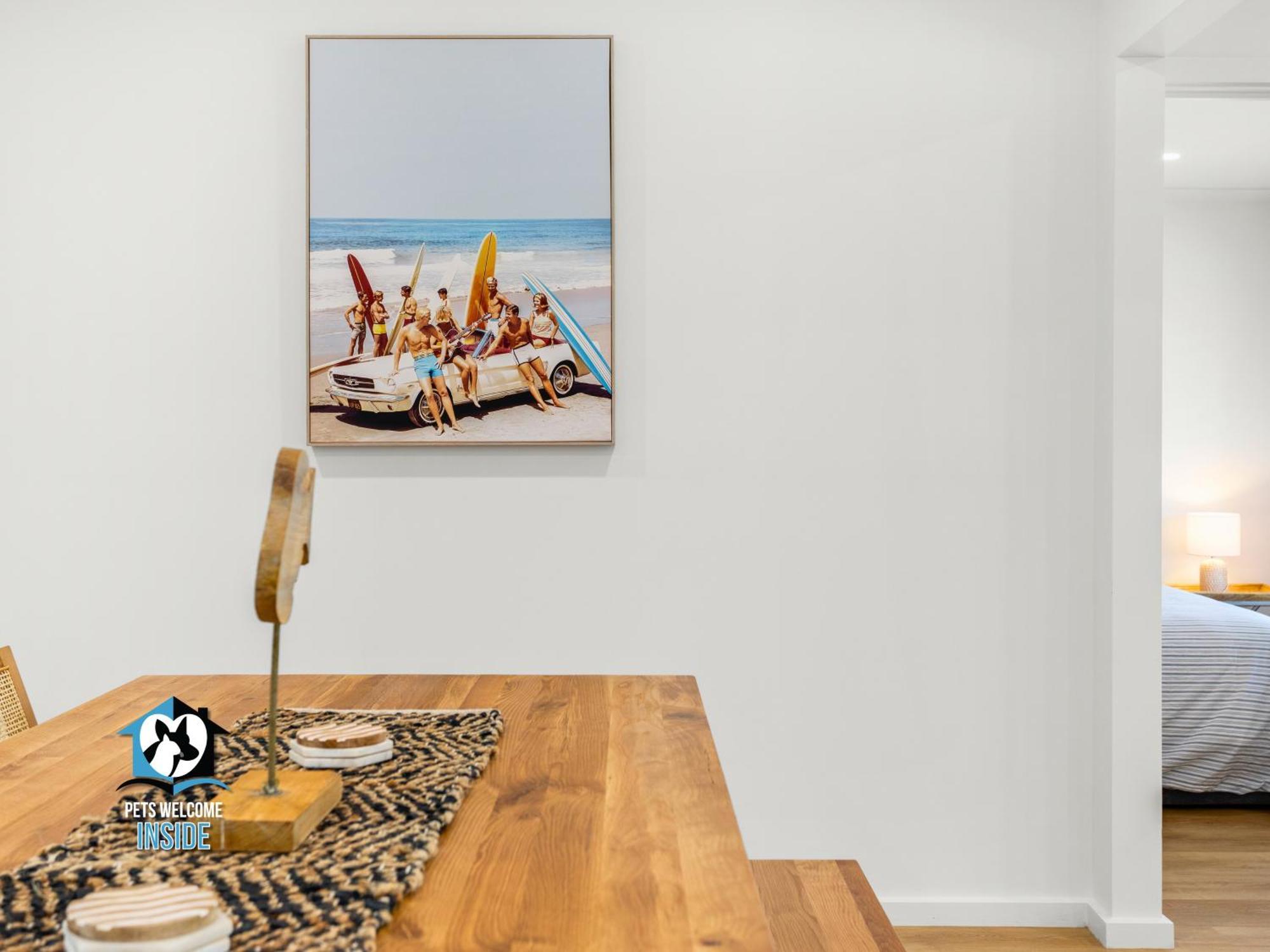 Hampton's Style Retreat - Close To The Beach! *